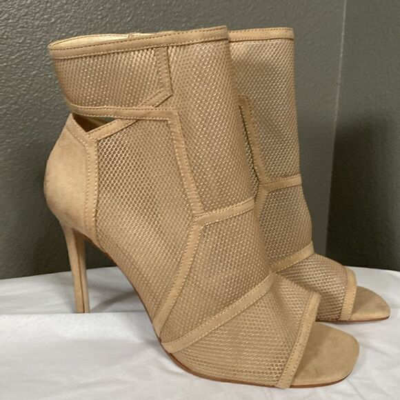 Jessica Simpson Ozwaldi Peep-Toe Ankle Boots, Women's - Picture 4 of 10